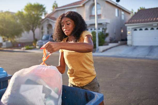Best Professional Junk Removal  in Overland Park, KS